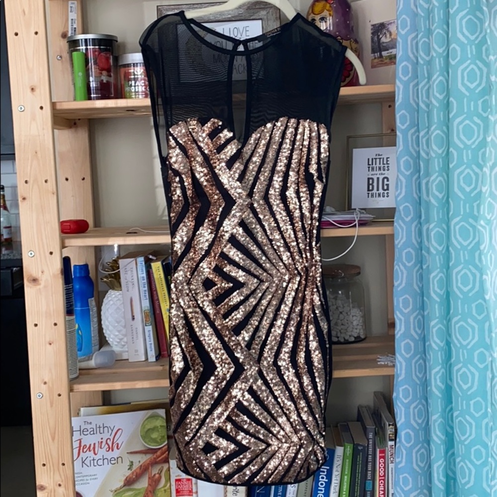 Sequin party dress in amazing condition